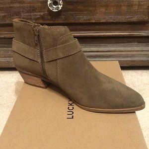 *****REDUCED ****LUCKY BRAND